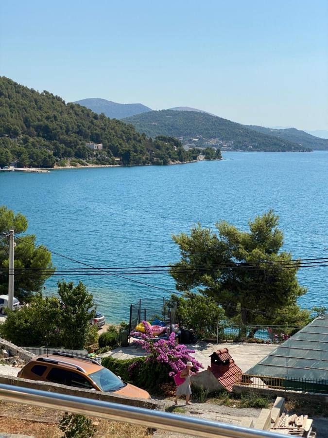 Villa Lovric Марина Экстерьер фото